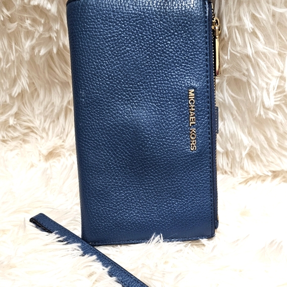 Michael Kors EUC Jet Set Travel Double Zip Wristlet Wallet Blue Pebbled Leather - Picture 1 of 9